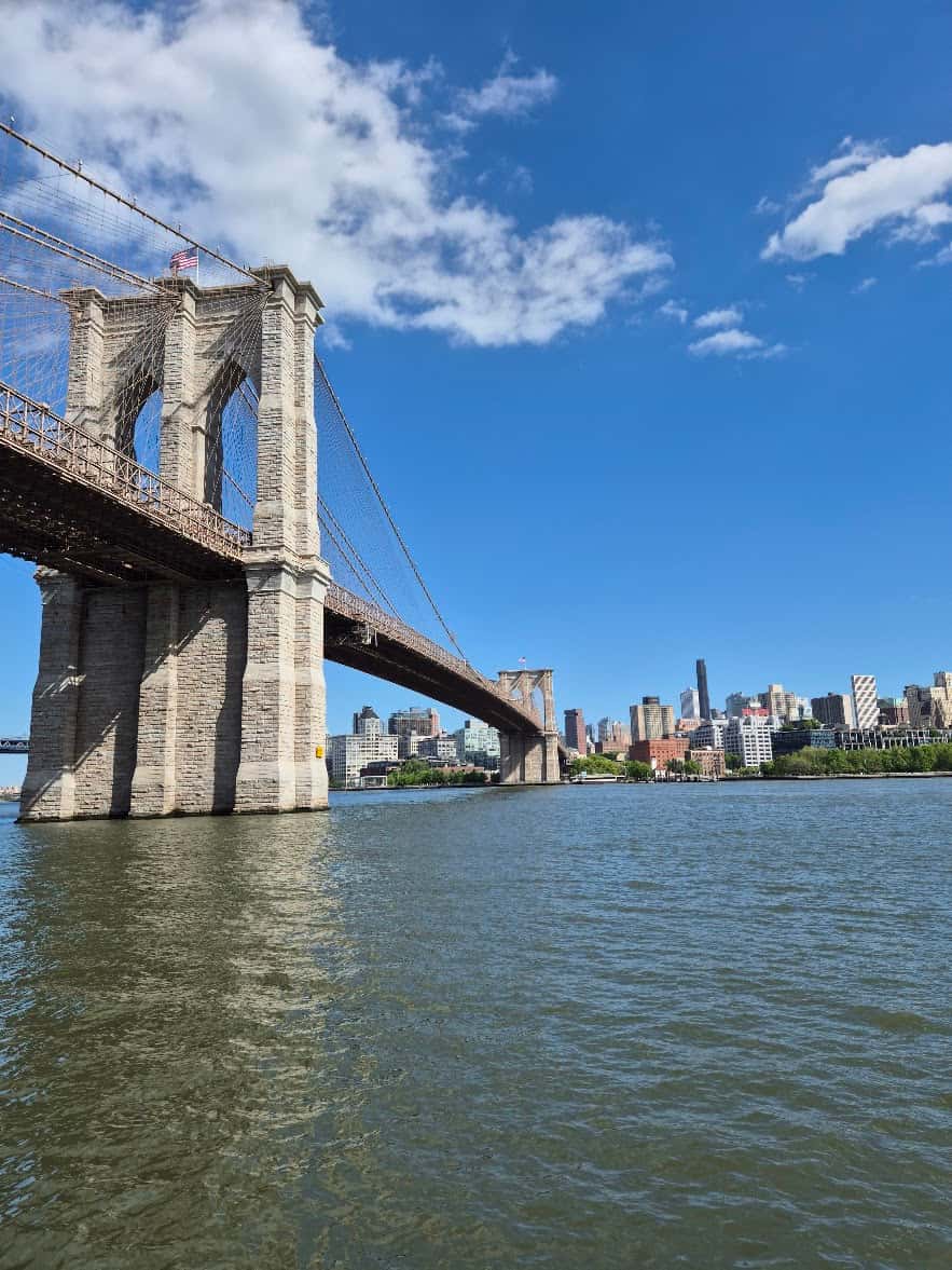 Brooklyn Bridge city view